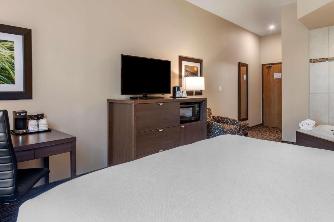 Best Western Plus Bridgewater Hotel & Convention Centre Exteriér fotografie